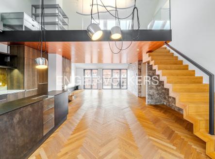 Pronájem bytu, 5+kk, 200 m²