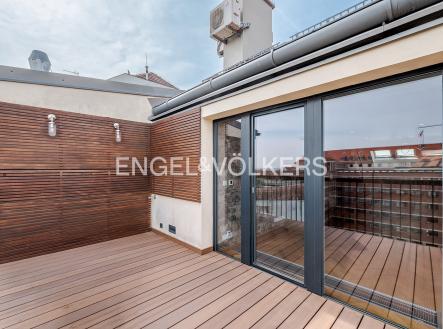 Pronájem bytu, 5+kk, 200 m²