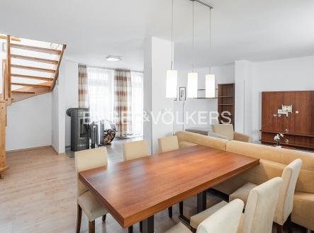 Pronájem bytu, 3+kk, 110 m²