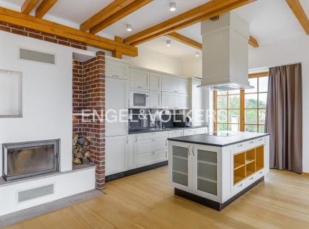 Pronájem bytu, 4+kk, 202 m²