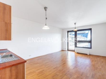 Pronájem bytu, 2+kk, 62 m²