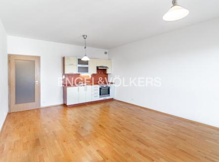 Pronájem bytu, 2+kk, 62 m²