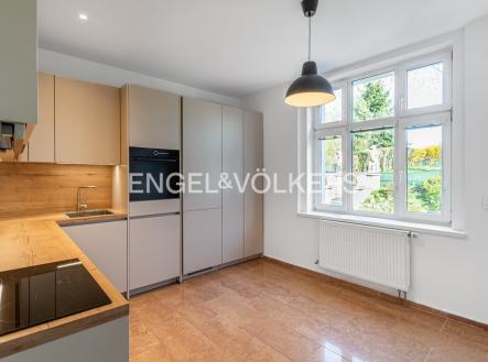 Pronájem bytu, 3+1, 110 m²