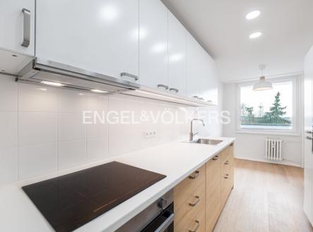 Pronájem bytu, 3+1, 70 m²