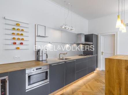 Pronájem bytu, 2+kk, 65 m²