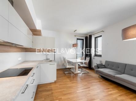 Pronájem bytu, 2+kk, 49 m²