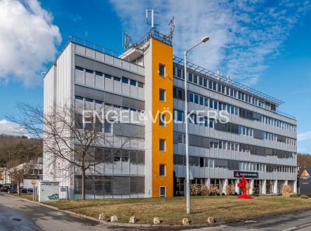 Pronájem kanceláře, 135 m²