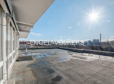 Pronájem kanceláře, 257 m²