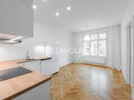 Pronájem bytu, 2+kk, 44 m²
