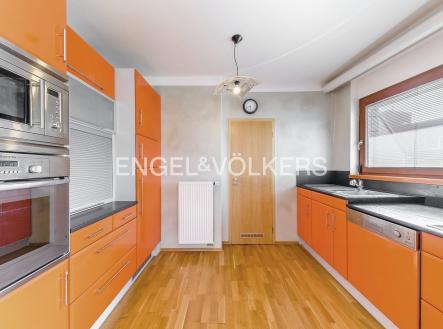 Pronájem bytu, 3+kk, 93 m²