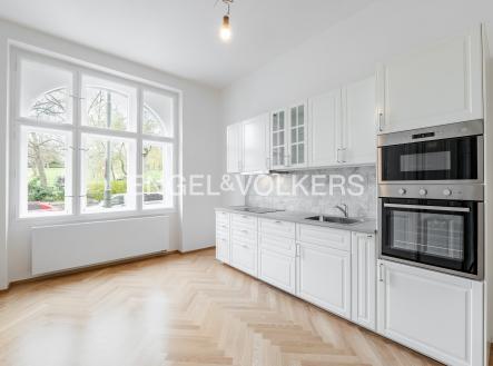 Pronájem bytu, 2+1, 75 m²