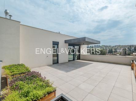 Pronájem bytu, 3+kk, 93 m²