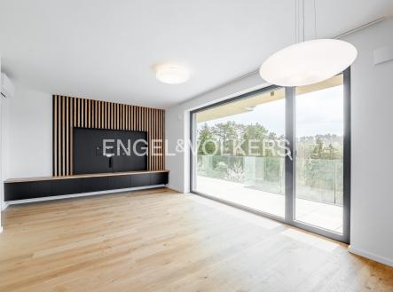 Pronájem bytu, 3+kk, 93 m²
