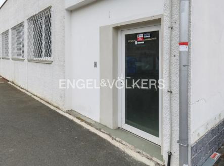 Pronájem komerčního objektu, sklad, 360 m²