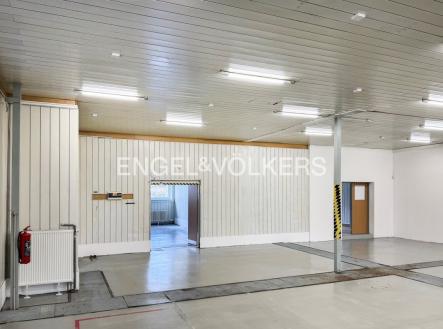 Pronájem komerčního objektu, sklad, 360 m²