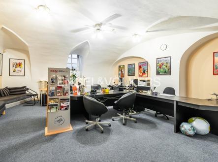 Pronájem kanceláře, 51 m²