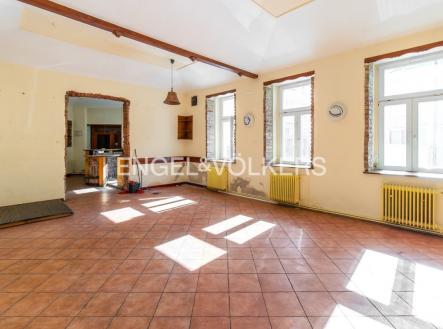 Pronájem obchodní prostor, 139 m²