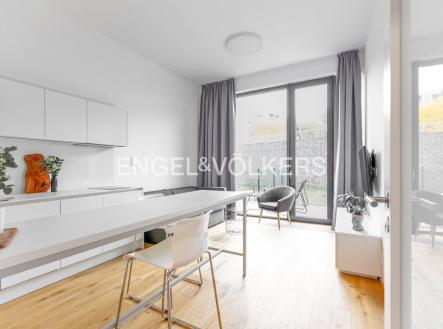 Pronájem bytu, 1+kk, 29 m²