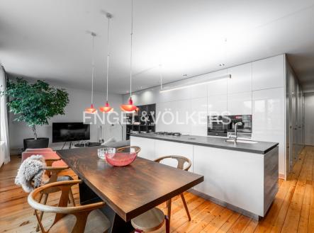 Pronájem bytu, 3+kk, 105 m²