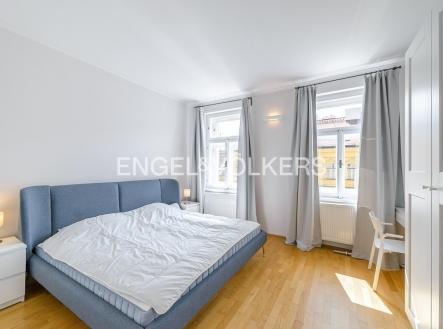 Pronájem bytu, 2+kk, 55 m²