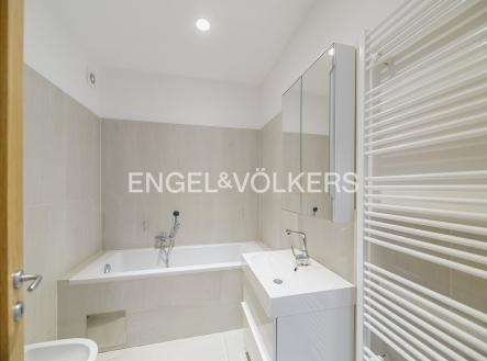 Pronájem bytu, 2+kk, 55 m²