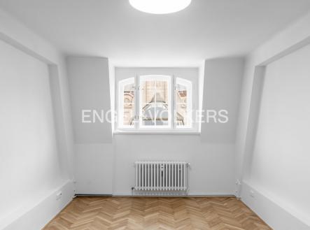 Pronájem bytu, 2+1, 84 m²