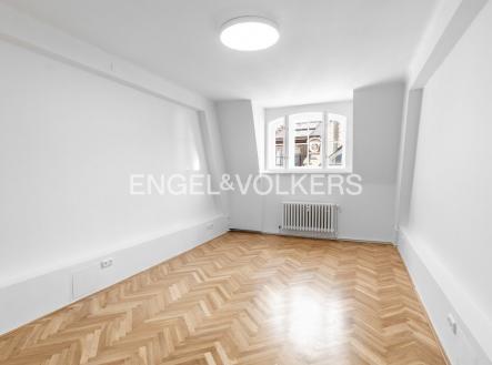 Pronájem bytu, 2+1, 84 m²