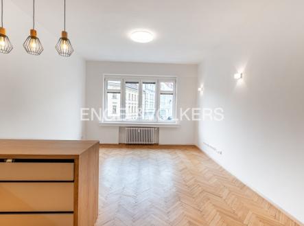 Pronájem bytu, 3+kk, 80 m²