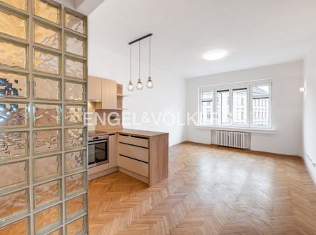 Pronájem bytu, 3+kk, 80 m²