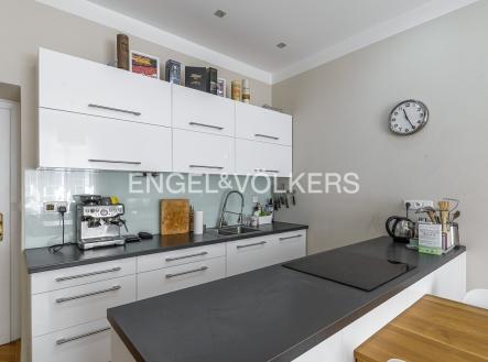 Pronájem bytu, 3+kk, 85 m²