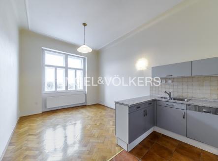 Pronájem bytu, 3+kk, 70 m²