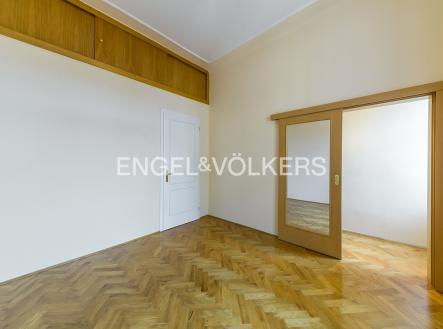 Pronájem bytu, 3+kk, 70 m²