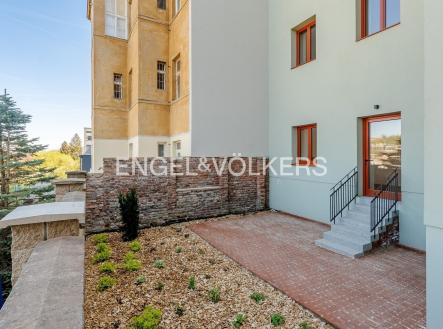 Pronájem bytu, 2+kk, 49 m²