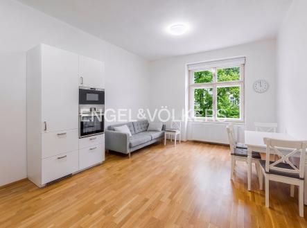 Prodej bytu, 3+kk, 85 m²