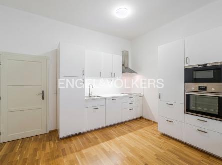 Prodej bytu, 3+kk, 85 m²