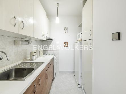 Pronájem bytu, 2+kk, 42 m²
