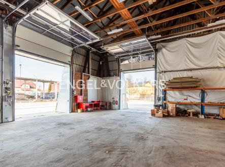 Pronájem komerčního objektu, sklad, 1 200 m²
