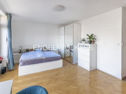 Pronájem bytu, 1+kk, 40 m²