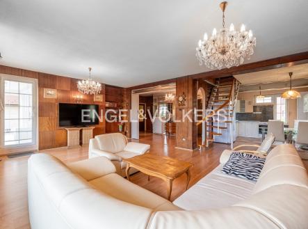 Pronájem bytu, 3+kk, 117 m²
