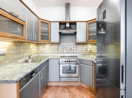 Pronájem bytu, 3+kk, 90 m²