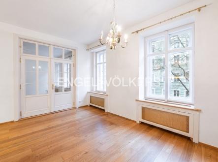 Pronájem bytu, 5+1, 141 m²
