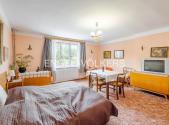 Pronájem domu/vily, 196 m²
