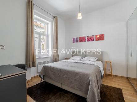 Pronájem bytu, 2+kk, 42 m²