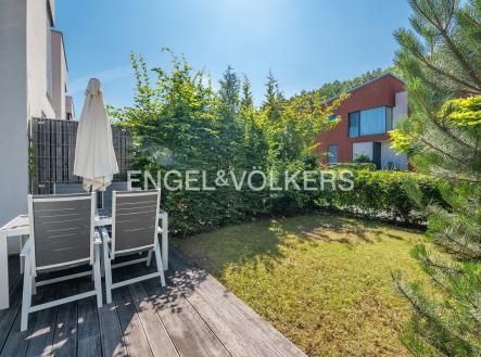 Pronájem domu/vily, 189 m²