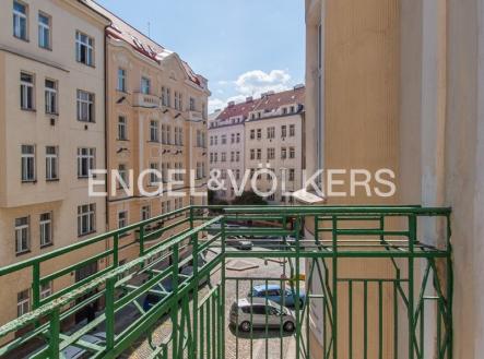Pronájem bytu, 1+kk, 27 m²
