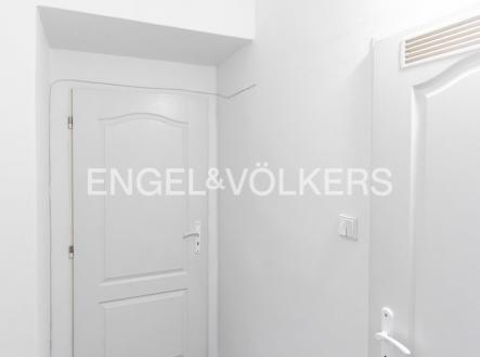 Pronájem bytu, 1+kk, 27 m²