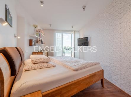 Pronájem bytu, 3+kk, 70 m²