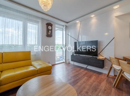 Pronájem bytu, 3+kk, 70 m²