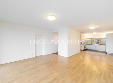 Pronájem bytu, 4+kk, 101 m²