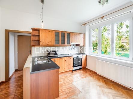 Pronájem bytu, 3+1, 90 m²